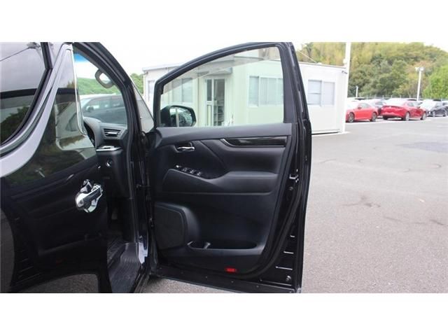 TOYOTA ALPHARD 2015 Image 31