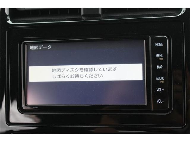 TOYOTA PRIUS 2019 Image 31