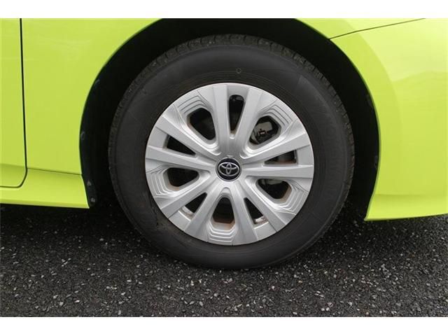 TOYOTA PRIUS 2019 Image 31