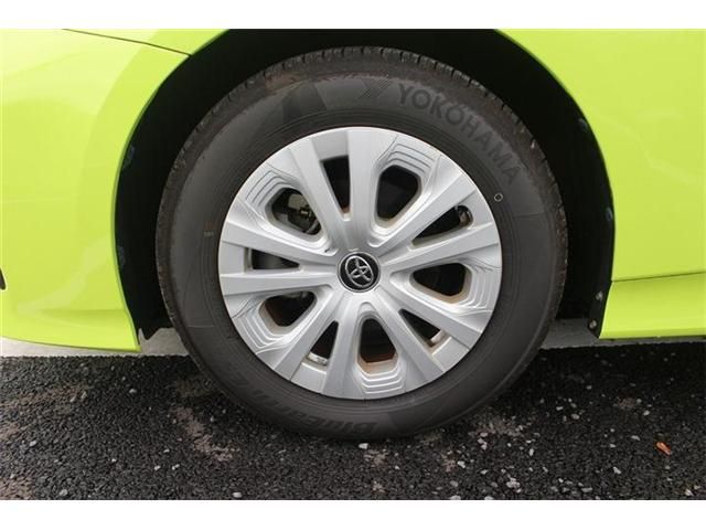 TOYOTA PRIUS 2019 Image 31