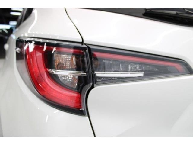 TOYOTA COROLLA TOURING HYBR 2019 Image 31