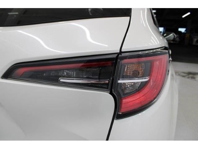 TOYOTA COROLLA TOURING HYBR 2019 Image 31