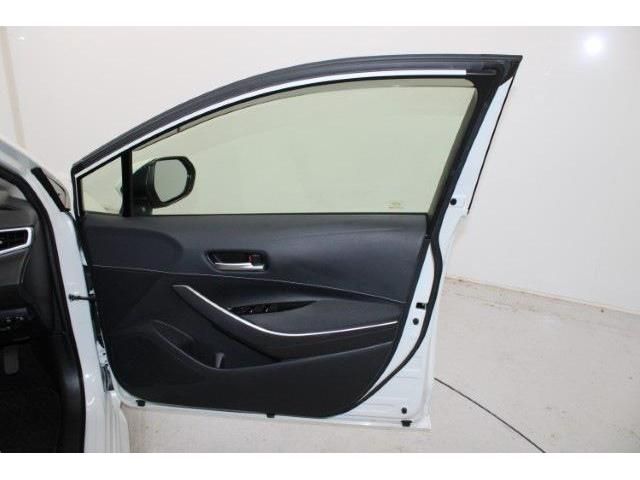 TOYOTA COROLLA TOURING HYBR 2019 Image 31