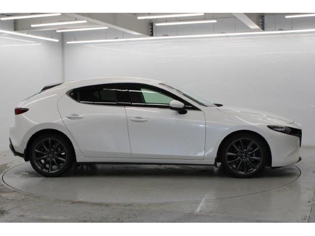 MAZDA 3 FASTBACK 2019 Image 31