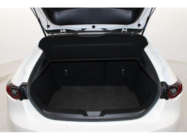 MAZDA 3 FASTBACK 2019 Image 31