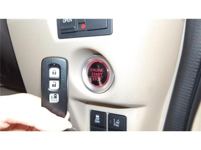 HONDA N BOX 2018 Image 31