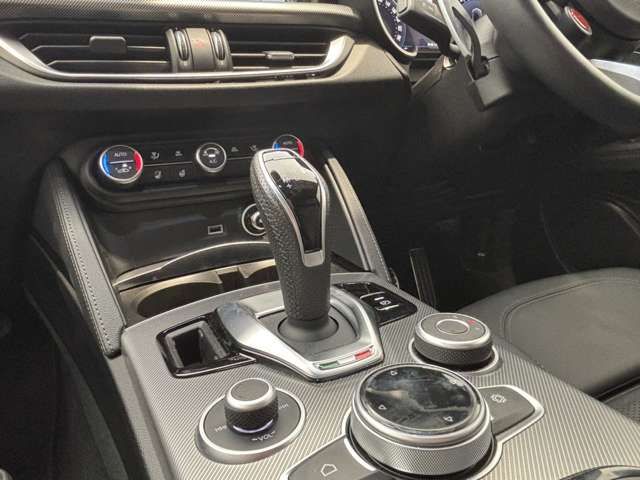 ALFAROMEO STELVIO 2023 Image 31