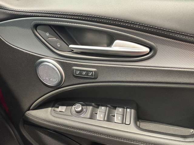 ALFAROMEO STELVIO 2023 Image 31