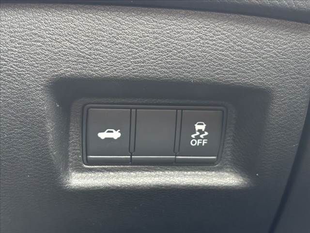 NISSAN SKYLINE 2019 Image 31