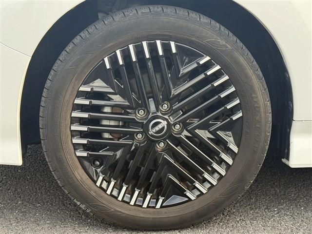 NISSAN LEAF 2023 Image 31