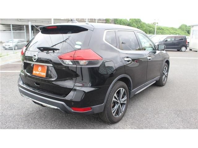 NISSAN X-TRAIL 2WD 2018 Image 31