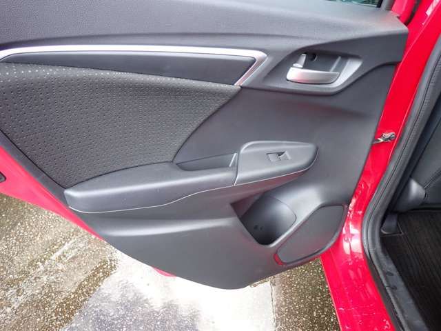 HONDA FIT 4WD 2015 Image 31