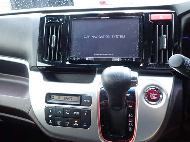 HONDA N-WGN CUSTOM 2015 Image 31