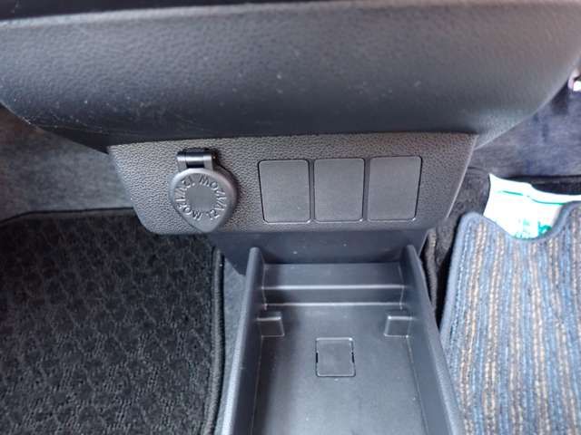 DAIHATSU MIRA E:S 2020 Image 31