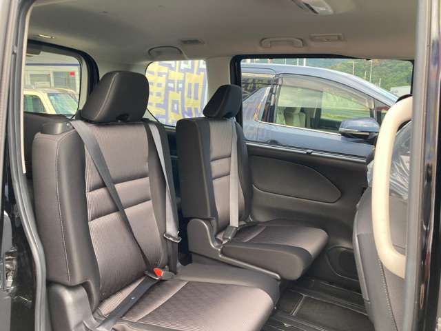 NISSAN SERENA  WG 4WD 2022 Image 31