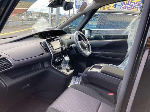 NISSAN SERENA  WG 4WD 2022 Image 31