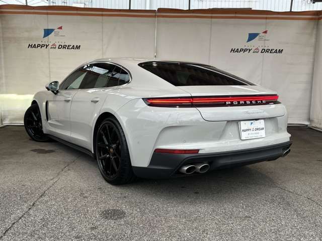PORSCHE PANAMERA 2024 Image 31