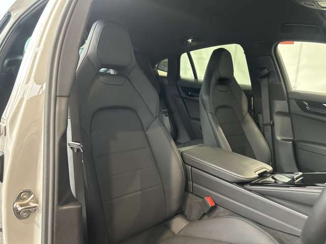 PORSCHE PANAMERA 2024 Image 31