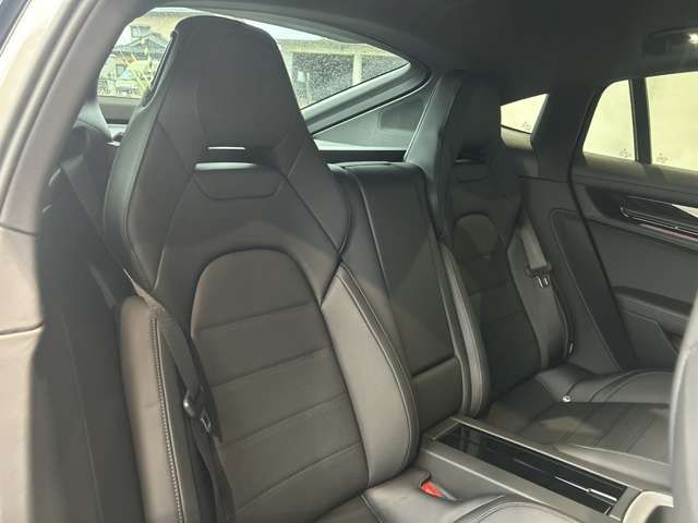 PORSCHE PANAMERA 2024 Image 31