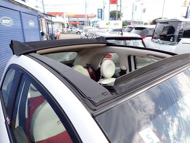 FIAT 500C 2011 Image 31