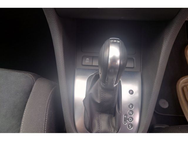 VOLKSWAGEN GOLF 2013 Image 31