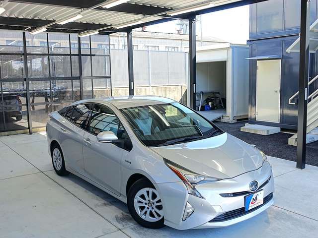 TOYOTA PRIUS 2017 Image 31