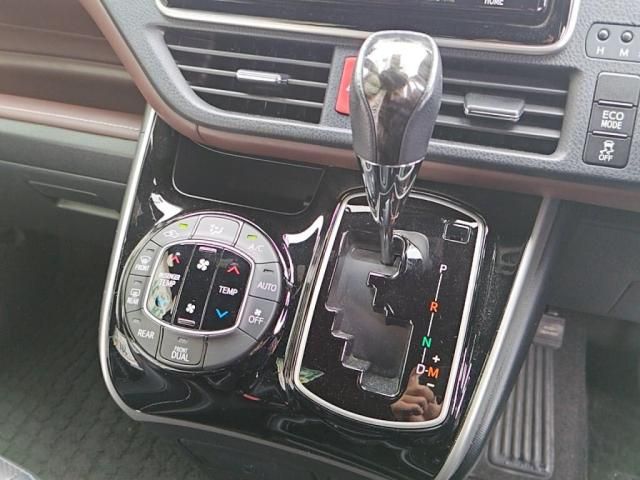 TOYOTA ESQUIRE 2018 Image 31