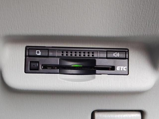 TOYOTA PRIUS 2013 Image 31