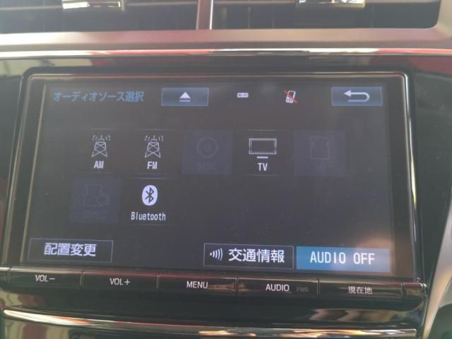 TOYOTA PRIUS ALPHA 2017 Image 31