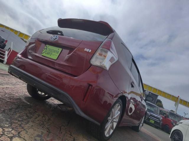 TOYOTA PRIUS ALPHA 2017 Image 31