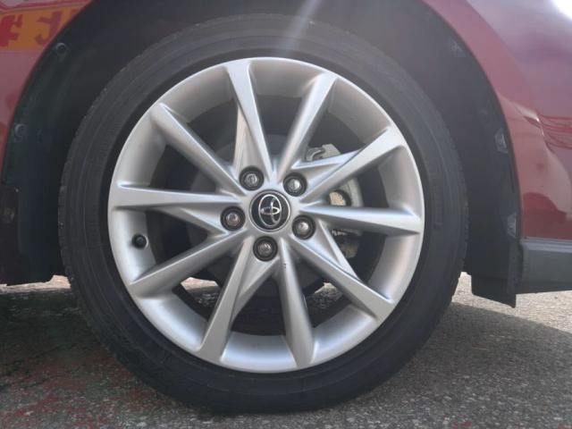 TOYOTA PRIUS ALPHA 2017 Image 31