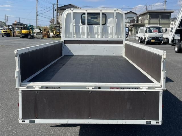 HINO DUTRO 2020 Image 31