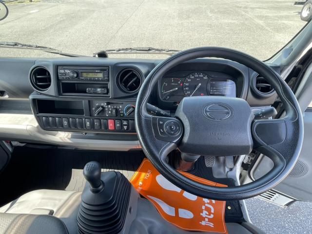 HINO DUTRO 2020 Image 31