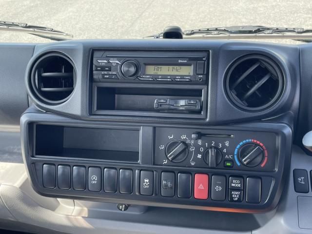 HINO DUTRO 2020 Image 31