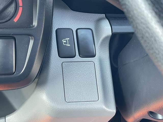 HINO DUTRO 2020 Image 31