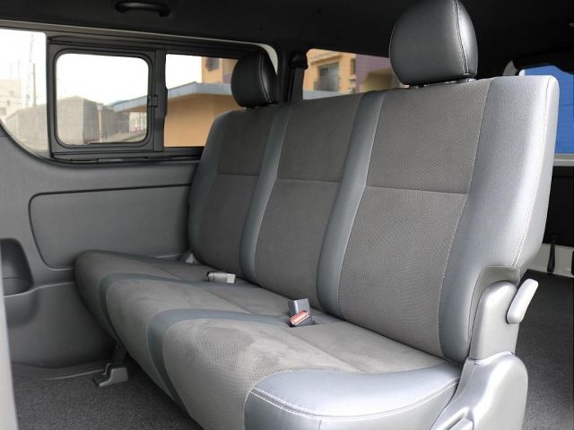 TOYOTA HIACE VAN 2WD 2020 Image 31