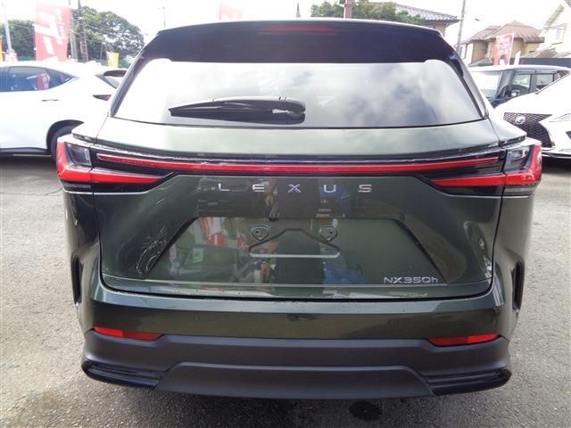 TOYOTA LEXUS NX350H 2022 Image 31