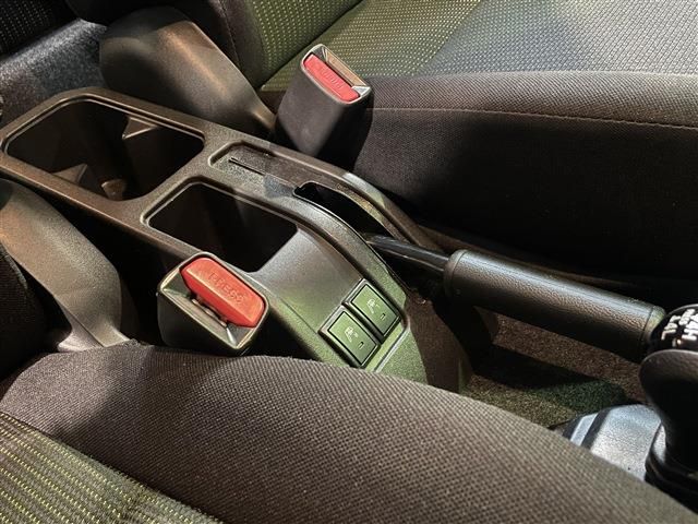 SUZUKI JIMNY 4WD 2024 Image 31