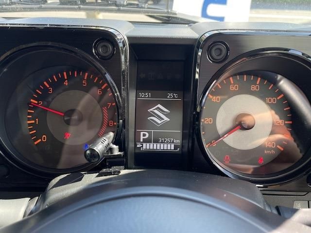 SUZUKI JIMNY 4WD 2024 Image 31