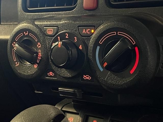 SUZUKI JIMNY 4WD 2025 Image 31