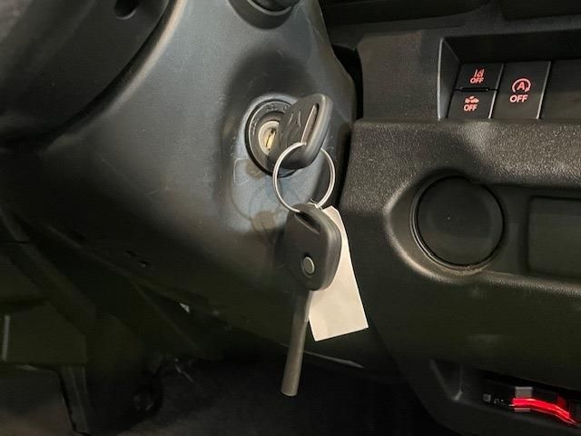 SUZUKI JIMNY 4WD 2025 Image 31