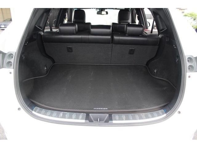 TOYOTA HARRIER HYBRID 2017 Image 31