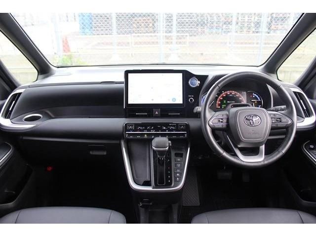 TOYOTA NOAH HYBRID 2022 Image 31