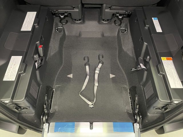 HONDA FREED E:HEV 2025 Image 31