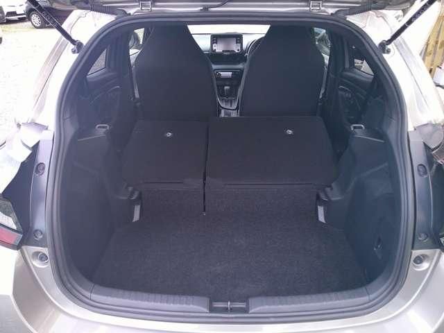 TOYOTA YARIS HYBRID 2021 Image 31