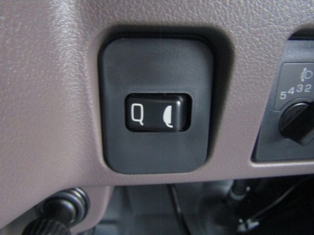 MITSUBISHI CANTER 2025 Image 31