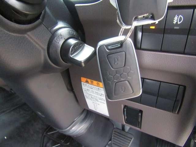 MITSUBISHI CANTER 2025 Image 31