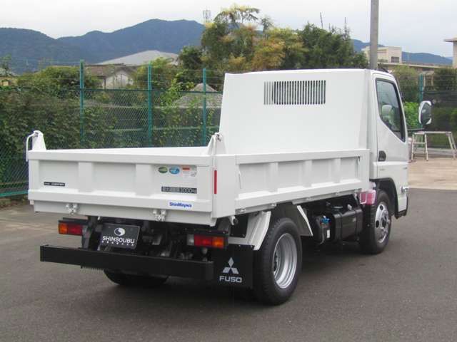 MITSUBISHI CANTER 2025 Image 31