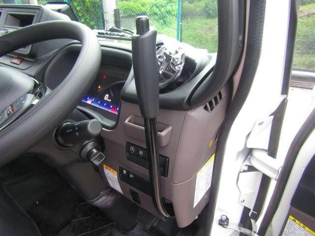 MITSUBISHI CANTER 2025 Image 31