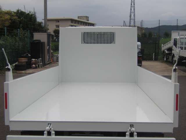 MITSUBISHI CANTER 2025 Image 31